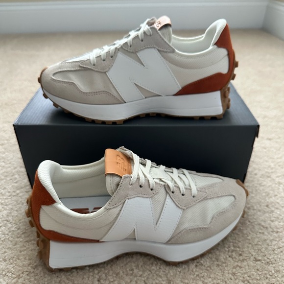 New Balance 327 (Sea Salt/Rust Oxide) Size 8 - Picture 9 of 16